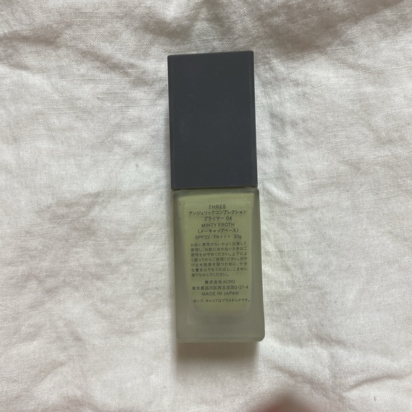 THREE THREE Angelic Complexion Primer - Picture 2 of 6